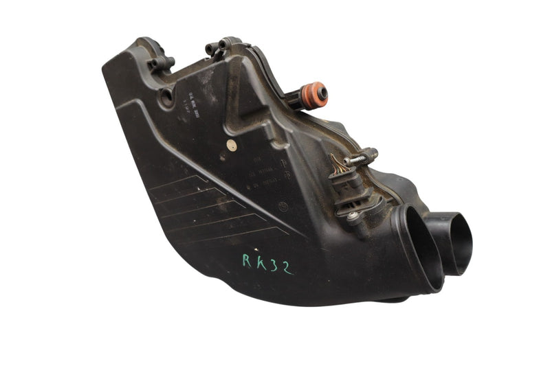 Load image into Gallery viewer, 09-12 BMW 750i 750Li Front Right Air Cleaner Filter Box Lid 13717577463 Oem
