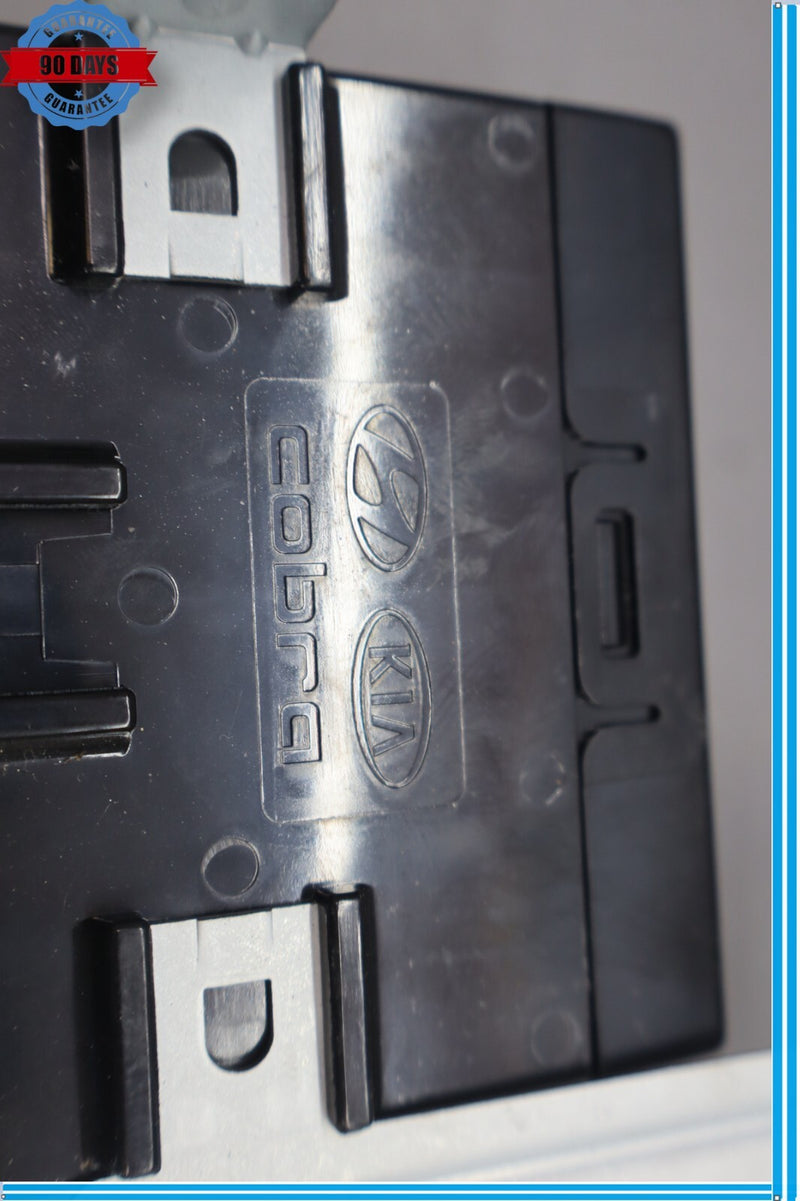 Load image into Gallery viewer, 11-13 Hyundai Equus Rear Parking Assist Control Module Unit 95700-3N000 Oem

