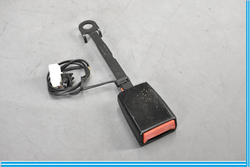 Load image into Gallery viewer, 04-08 Maserati Quattroporte Front Left Driver Seat Belt Buckle Latch Black Oem
