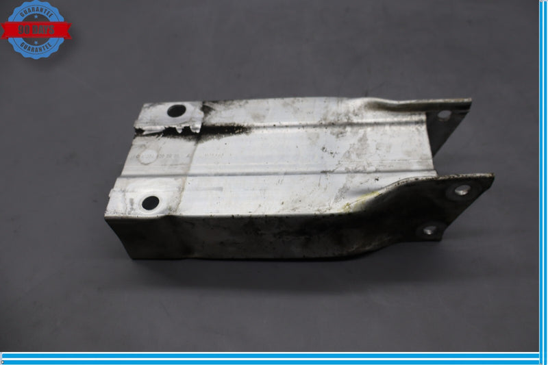 Load image into Gallery viewer, 08-15 Mercedes W204 C300 C350 Front Right Bumper Reinforcement Bar Bracket Oem
