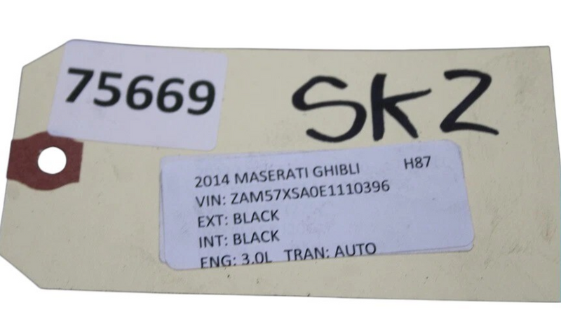 Load image into Gallery viewer, 14-18 Maserati Ghibli Quattroporte Front Right Side Spindle Knuckle Hub Oem
