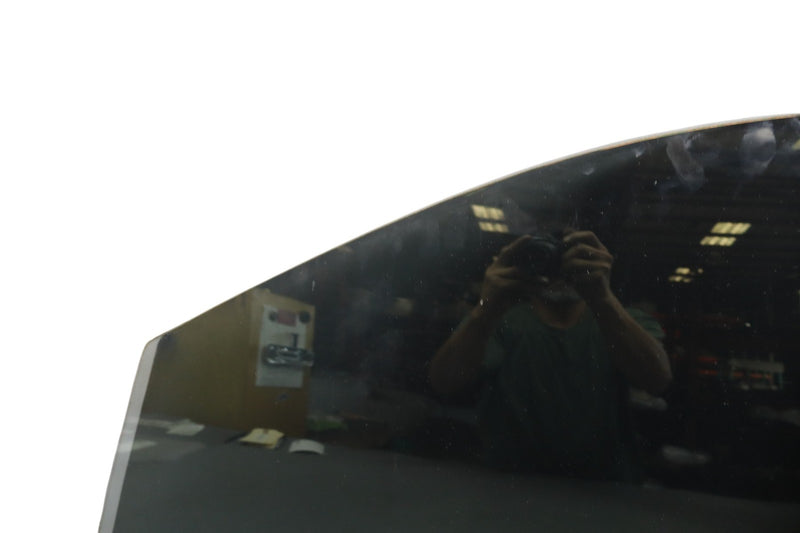 Load image into Gallery viewer, 11-18 Porsche Cayenne Turbo 958 Front Left Driver Side Door Window Glass Oem
