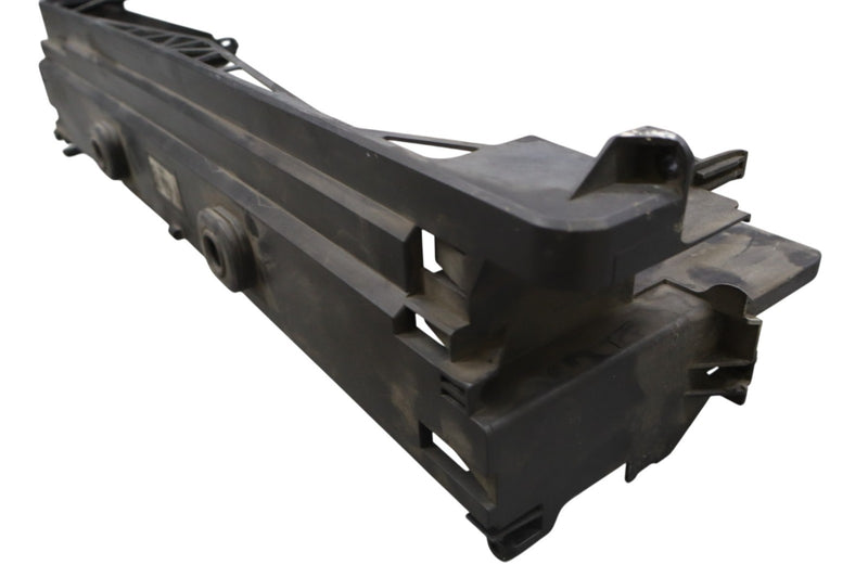 Load image into Gallery viewer, 09-15 BMW 750i 750Li Upper Top Radiator Support Carrier Bracket 17107577117 Oem
