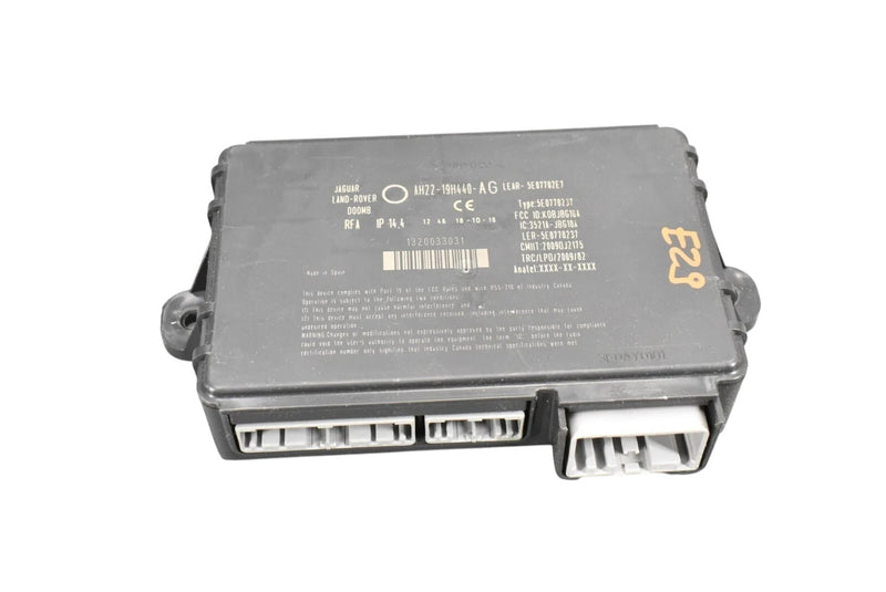 Load image into Gallery viewer, 10-15 Jaguar XJ XJL X351 Anti Theft Lock Locking Control Module Unit ECU Oem
