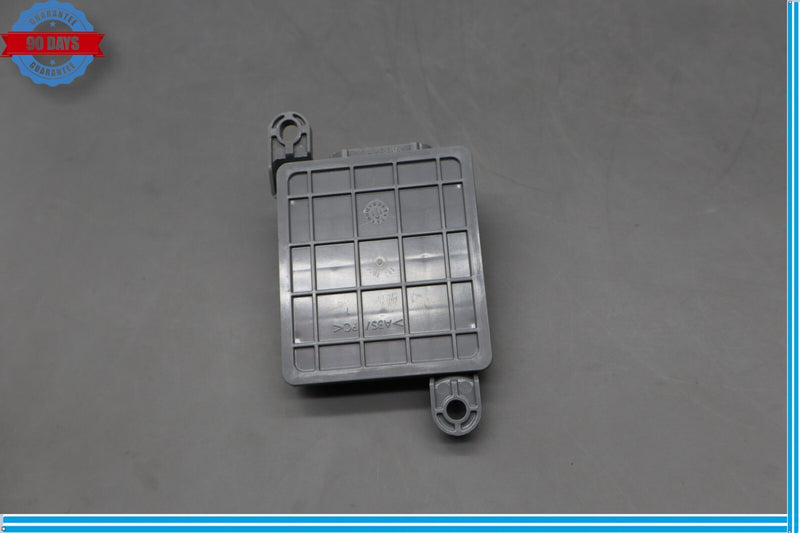 Load image into Gallery viewer, 11-14 Volkswagen VW Touareg Front Right Seat Occupant Detection Module Oem
