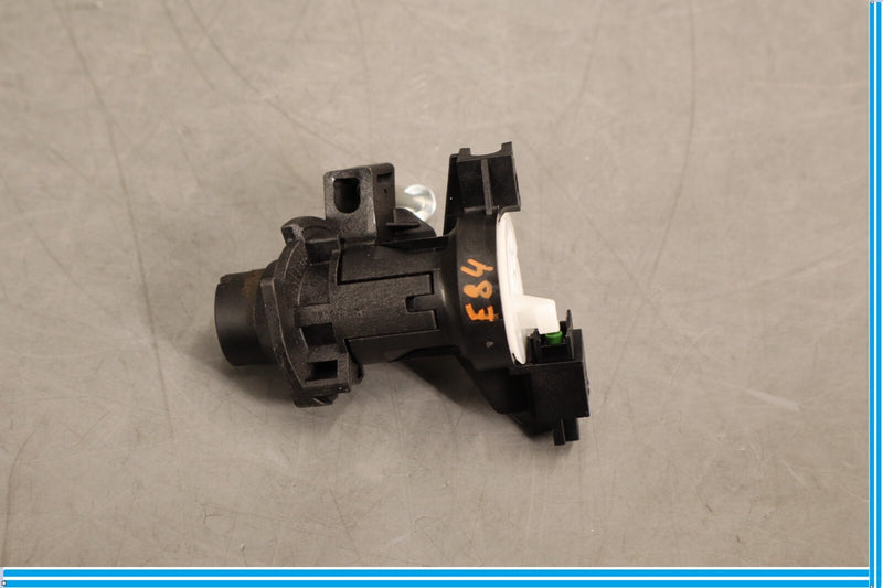 Load image into Gallery viewer, 08-20 Mercedes E350 E550 C300 C250 W207 Rear Trunk Lid Latch Lock Cylinder Oem
