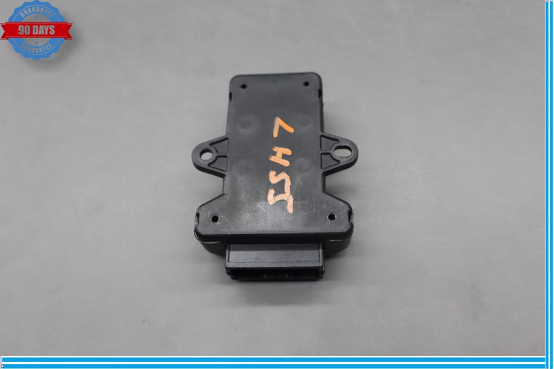 Load image into Gallery viewer, 15-19 Hyundai Genesis Front Left Side Seat Heater Control Unit Oem

