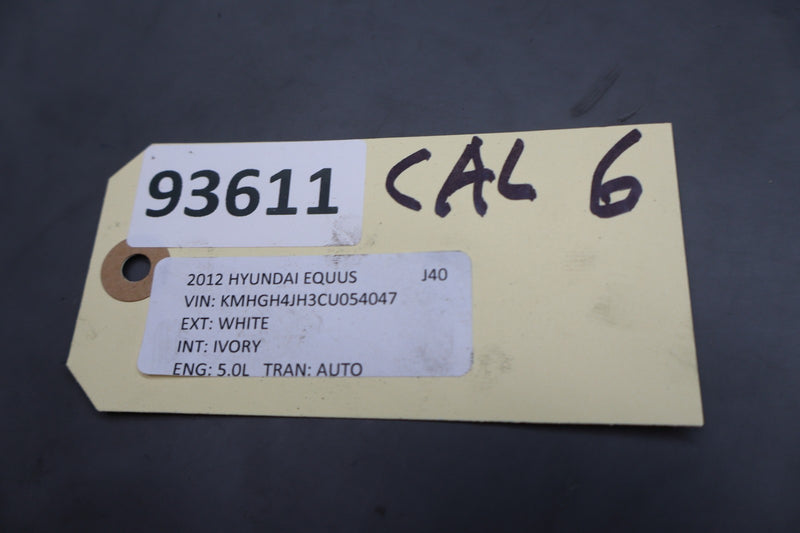 Load image into Gallery viewer, 11-16 Hyundai Equus SIG Front Right &amp; Left Side Brake Caliper Calipers Set Oem
