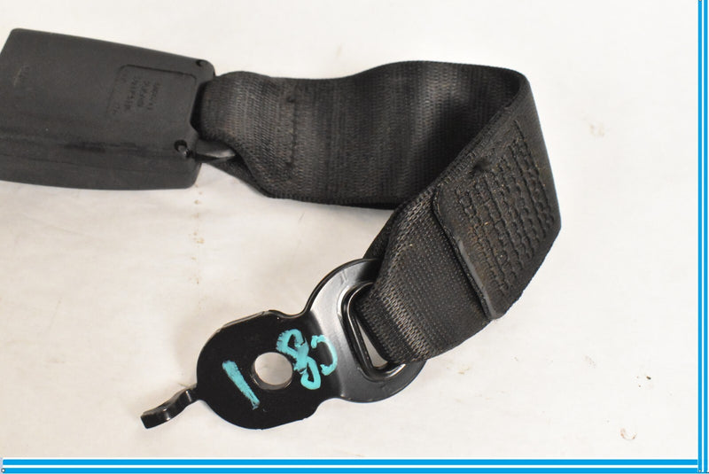Load image into Gallery viewer, 2009 - 2015 BMW 740 740Li F01 REAR CENTER SEAT BELT SEATBELT BUCKLE OEM
