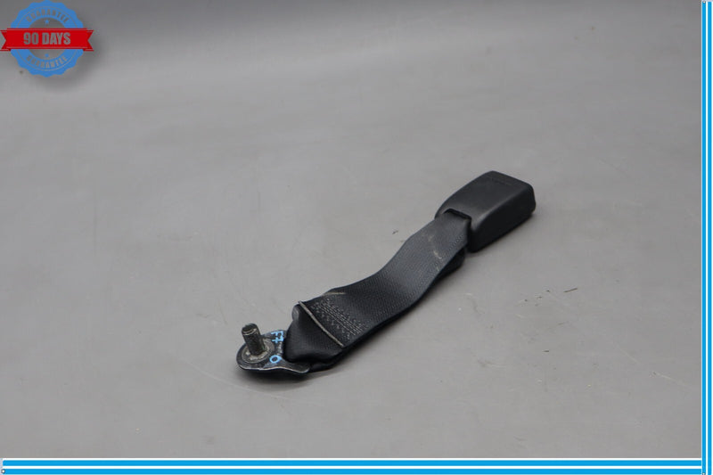Load image into Gallery viewer, 07-12 Lexus XF40 LS460 LS460L Rear Center Seatbelt Seat Belt Buckle Oem
