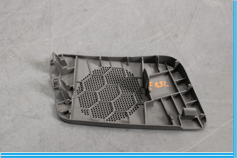 Load image into Gallery viewer, 11-17 Infiniti QX56 QX80 Front Right Passenger Dash Speaker Cover Oem
