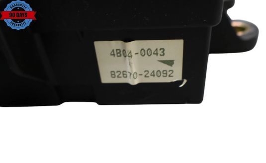02-05 Lexus SC430 Rear Trunk Fuse Relay Junction Fuse Block Box 82670-24092 Oem