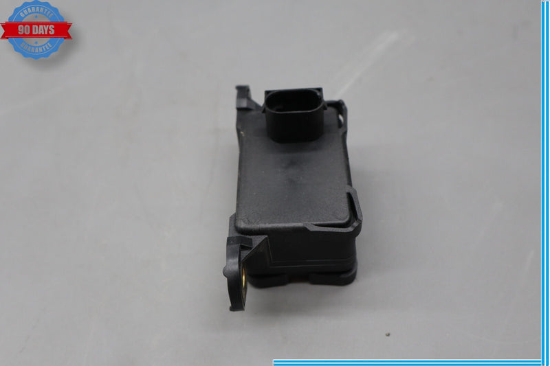 Load image into Gallery viewer, 06-09 Mercedes W164 ML320 R350 GL450 Yaw Turn Rate Sensor 0045423918 Oem

