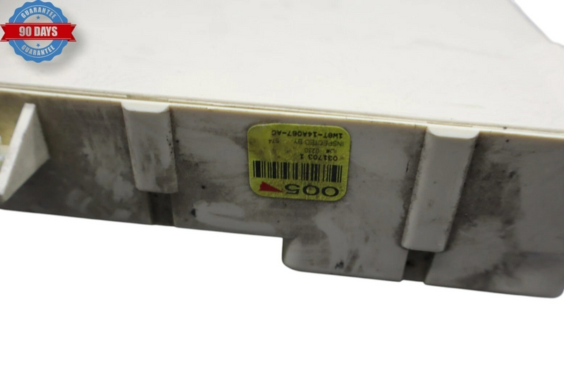 Load image into Gallery viewer, 02-05 Ford Thunderbird Cabin Fuse Relay Junction Box Module Unit Oem
