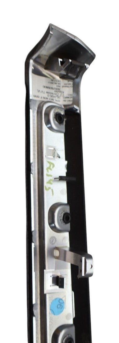 Load image into Gallery viewer, 11-18 Porsche Cayenne 958 Front Left Side Door Panel Trim Molding 7P5867409 Oem
