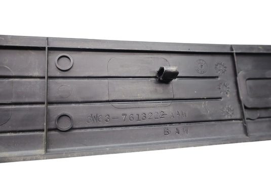 02-05 Ford Thunderbird Front Right Lower Door Well Seal Scuff Step Plate Oem