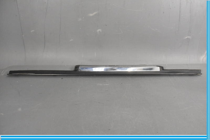 Load image into Gallery viewer, 03-06 Mercedes S500 S600 Front Right Passenger Side Door Sill Scuff Plate Oem
