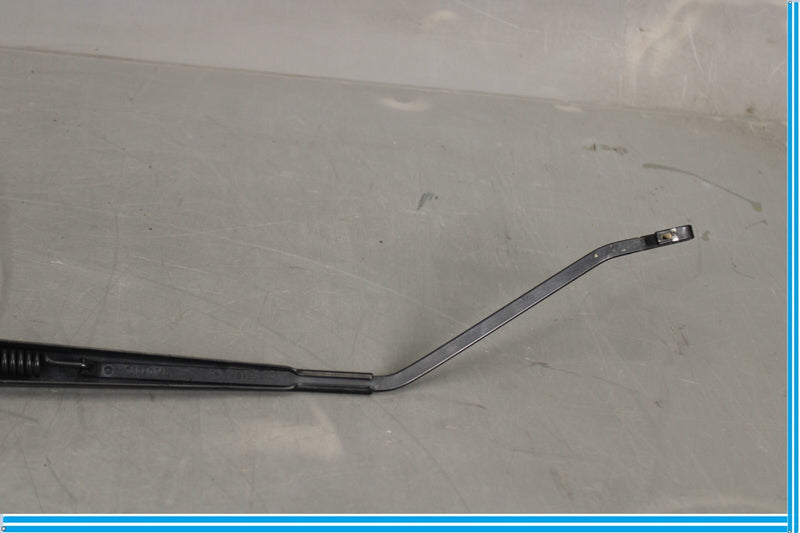 Load image into Gallery viewer, 14-18 BMW X5 X6 Front Right Passenger Side Windshield Wiper Arm Oem
