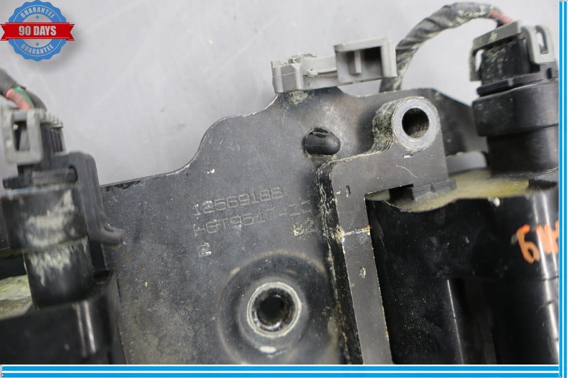 Load image into Gallery viewer, 03-07 Hummer H2 Right Side Engine Ignition Coil Set W/ Bracket Oem
