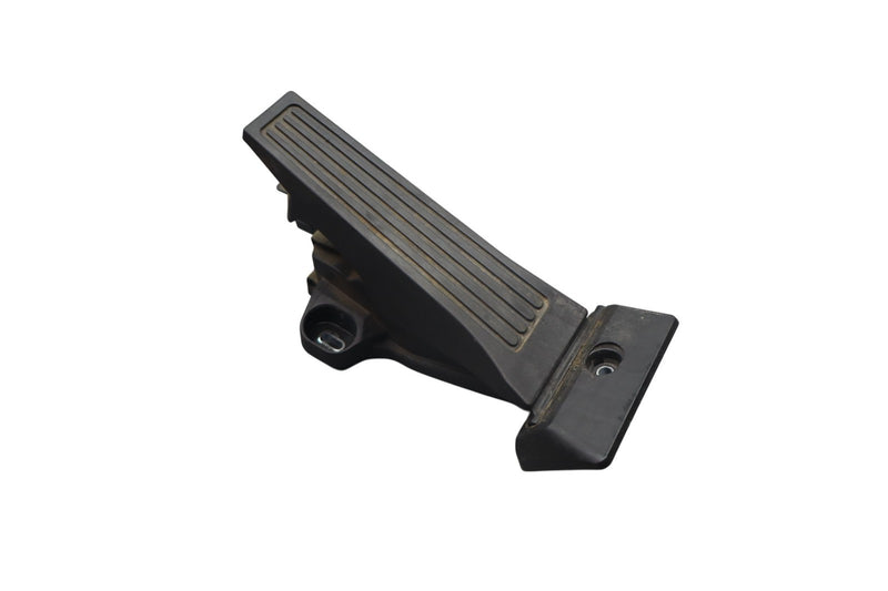 Load image into Gallery viewer, 15-23 Hyundai Genesis Engine Gas Acceleration Accelerator Pedal Assembly OEM
