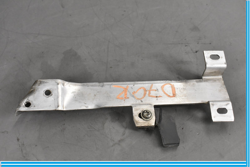 Load image into Gallery viewer, 09-15 BMW 750I F01 F02 Front Right Side Bumper Support Mount Bracket Oem
