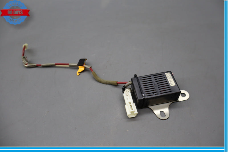 Load image into Gallery viewer, 07-09 Lexus LS460 Radio Receiver Noise Filter Unit 90980-05373 Oem

