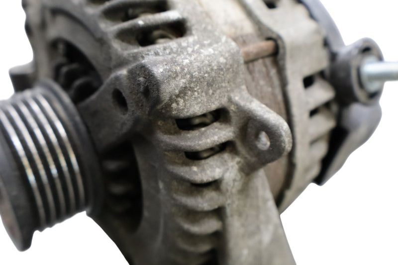 Load image into Gallery viewer, 10-23 Jaguar X250 XF XJ XE F-Type Engine Generator Alternator 8W8310300AB Oem
