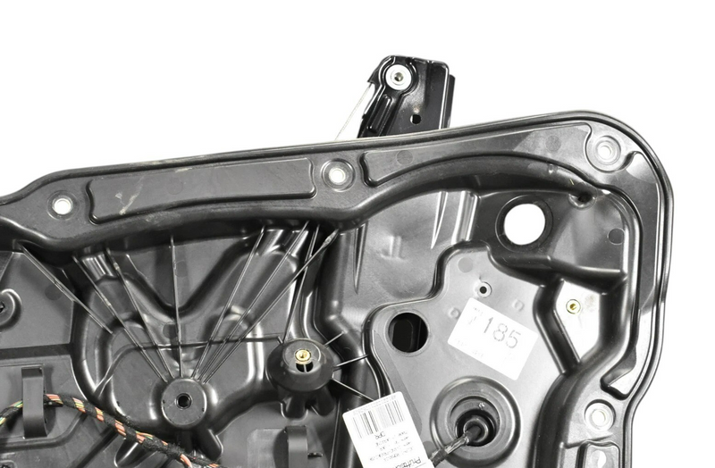 Load image into Gallery viewer, 11-18 Volkswagen Touareg Front Right Passenger Side Seat Window Regulator Oem
