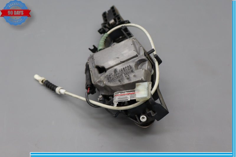Load image into Gallery viewer, 12-18 BMW F30 328i 335i Rear Right Passenger Side Exterior Door Handle Oem

