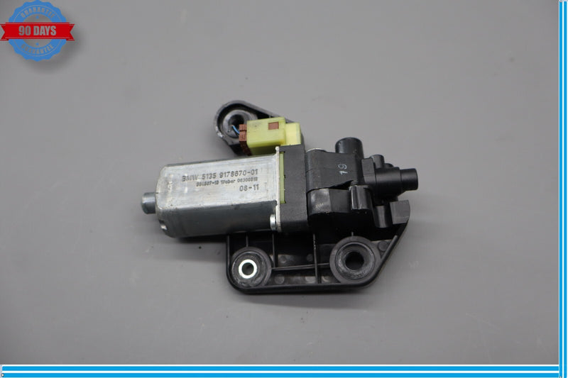 Load image into Gallery viewer, 09-15 BMW 750i F01 F02 F10 Rear Right Passenger Door Window Sun Shade Motor Oem
