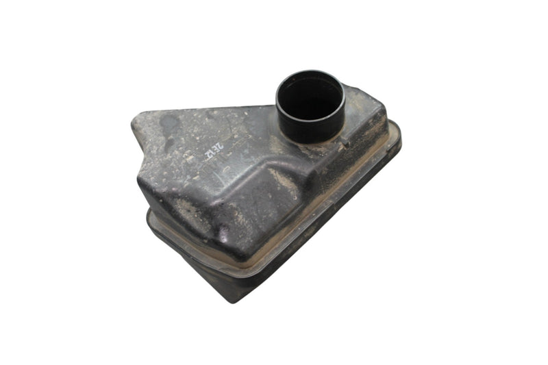 Load image into Gallery viewer, 11-17 Infiniti QX56 QX80 5.6L Air Cleaner Filter Intake Duct Hose Resonator Oem
