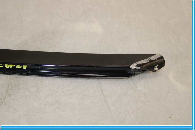 Load image into Gallery viewer, 10-16 Mercedes E350 E550 Rear Right Quarter Glass Division Bar Molding Oem
