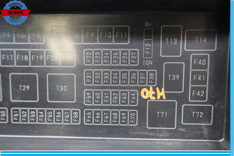 Load image into Gallery viewer, 14-21 Maserati Quattroporte Rear Trunk Main Wiring Fuse Box Lid Cover Oem
