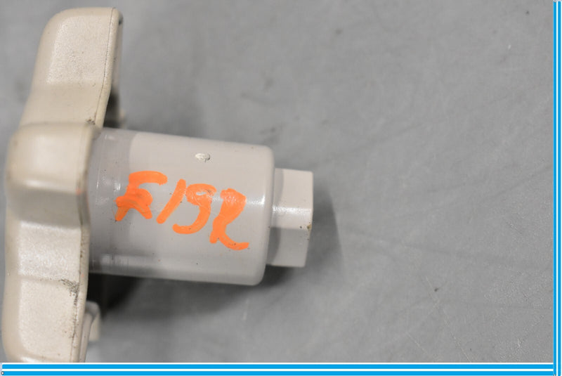 Load image into Gallery viewer, 06-10 Volvo C70 Front Right Passenger Side Seat Adjust Handle Oem
