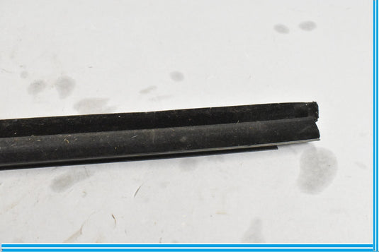 09-15 BMW 750i 750Li F01 F02 Rear Right Inner Window Channel Cover 7206450 Oem