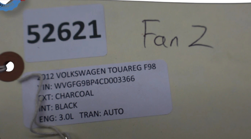 Load image into Gallery viewer, 11-17 Volkswagen VW Touareg Radiator Cooling Fan Shroud And Motor 7P0121207A Oem
