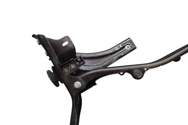 Load image into Gallery viewer, 06-16 Mercedes W212 E350 E400 Front Right Headlight Support Bracket Mount Oem
