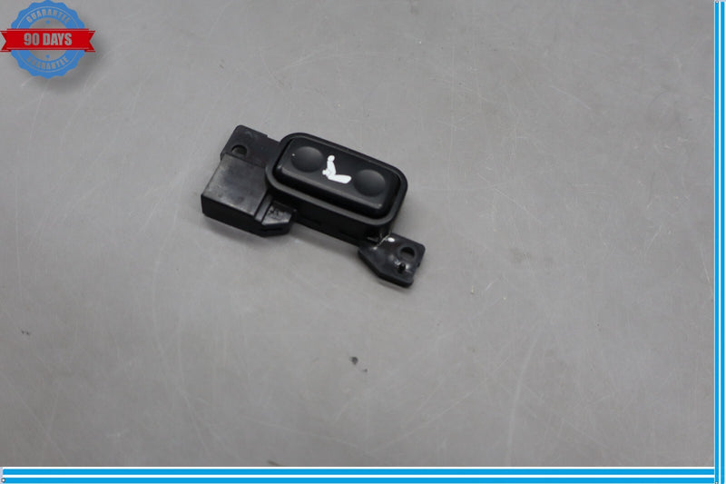 Load image into Gallery viewer, 01-06 Lexus LS430 SC430 Front Right Side Seat Lumbar Control Switch Oem
