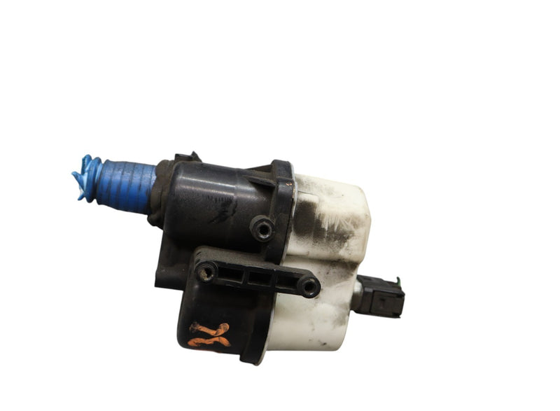 Load image into Gallery viewer, 11-16 BMW 535XI Charcoal Canister Dust Filter Leak Detection Pump Oem
