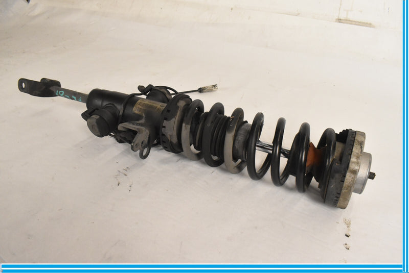 Load image into Gallery viewer, 09-12 BMW 740Li 750Li B7 Front Spring Strut Shock Absorber Left Side F01 F02 F07
