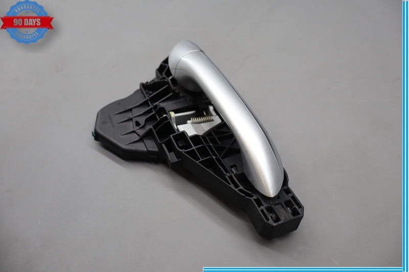Load image into Gallery viewer, 06-12 Mercedes W164 ML320 GL450 Front Right Passenger Exterior Door Handle Oem
