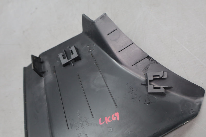Load image into Gallery viewer, 10-18 Mercedes CLS550 E350 Rear Left Driver Side Rail Cover Black Oem
