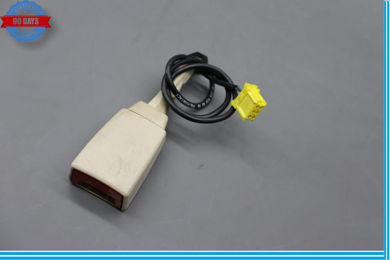 Load image into Gallery viewer, 03-06 Mercedes R230 SL500 SL55 AMG Front Right Side Seat Belt Buckle Oem
