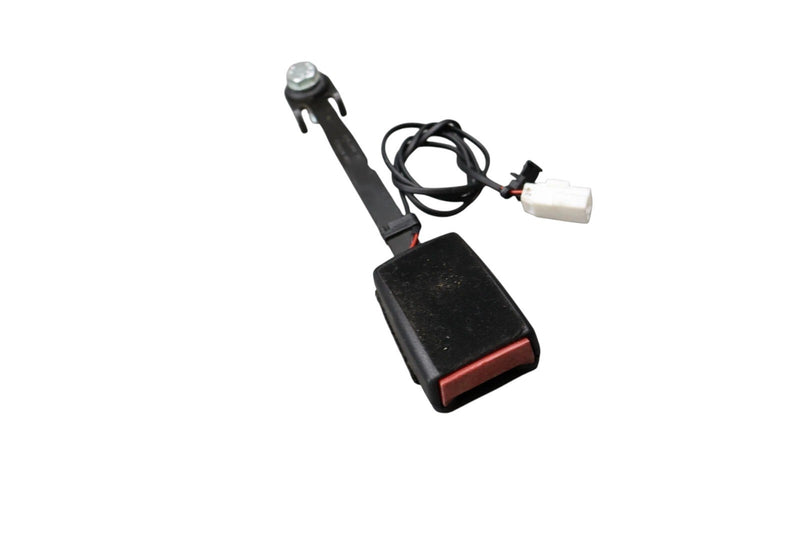 Load image into Gallery viewer, 03-13 Maserati Quattroporte M139 Front Right Side Seat Belt Buckle 67672600 Oem
