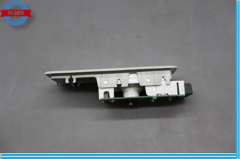 Load image into Gallery viewer, 11-14 Volkswagen VW Touareg Rear Left Driver Side Interior Dome Light Oem
