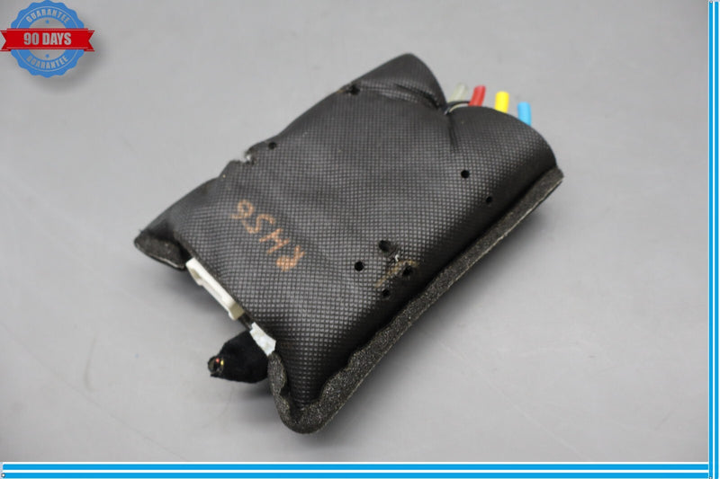 Load image into Gallery viewer, 15-16 Hyundai Genesis Right Passenger Side Seat Electric Conrtol Module Oem
