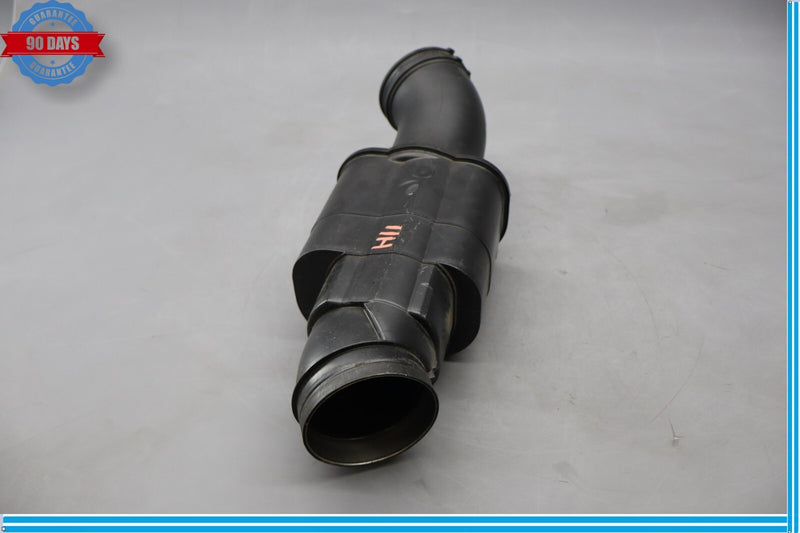 Load image into Gallery viewer, 12-16 BMW 528i 528i xDrive F10 Air Cleaner Intake Silencer Duct 13717612094 Oem
