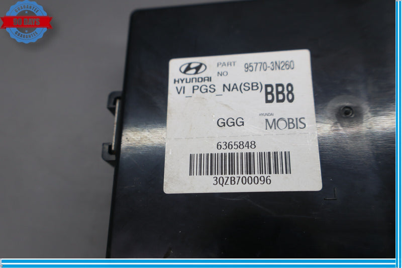 Load image into Gallery viewer, 11-13 Hyundai Equus Park Assist Blind Spot Control Module 957703N260 Oem
