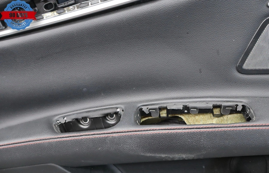 14-22 Maserati Ghibli M157 Front Left Driver Interior Door Panel 105804363C Oem