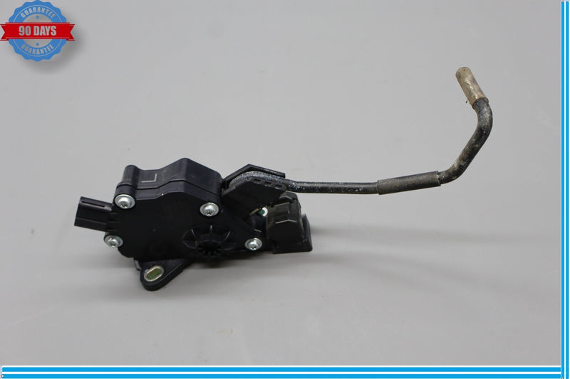 Load image into Gallery viewer, 07-12 Lexus XF40 LS460 Gas Acceleration Pedal Accelerator Sensor 78110-50010 Oem
